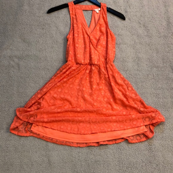 Dress - Picture 4 of 4